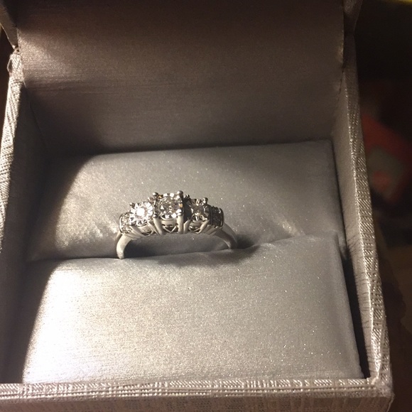 Ring - Picture 6 of 6